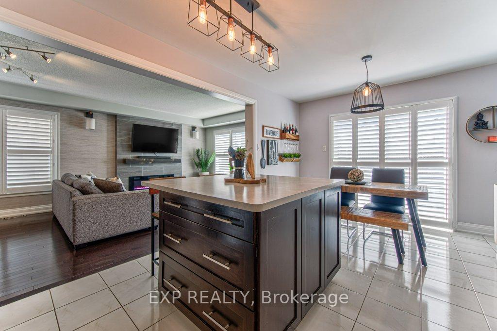 Photo 20 of 76 Ruhl Drive, Milton, Willmott — HOMEH
