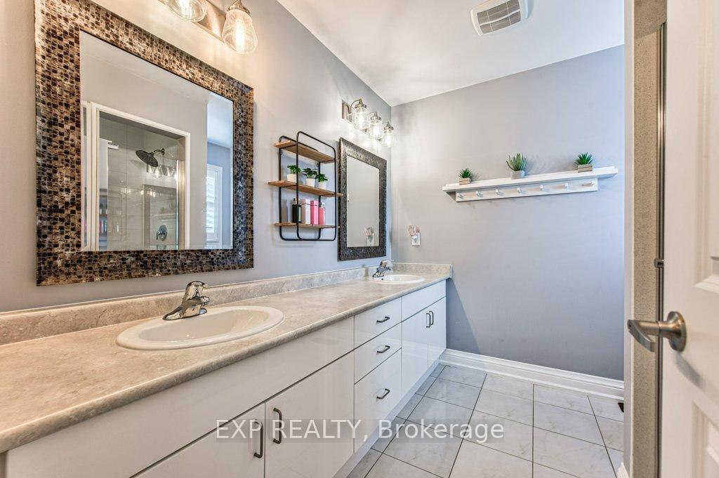 Photo 33 of 76 Ruhl Drive, Milton, Willmott — HOMEH