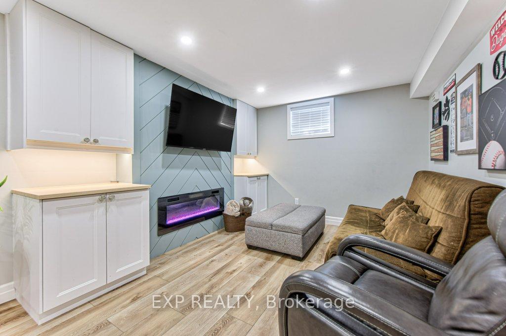 Photo 38 of 76 Ruhl Drive, Milton, Willmott — HOMEH