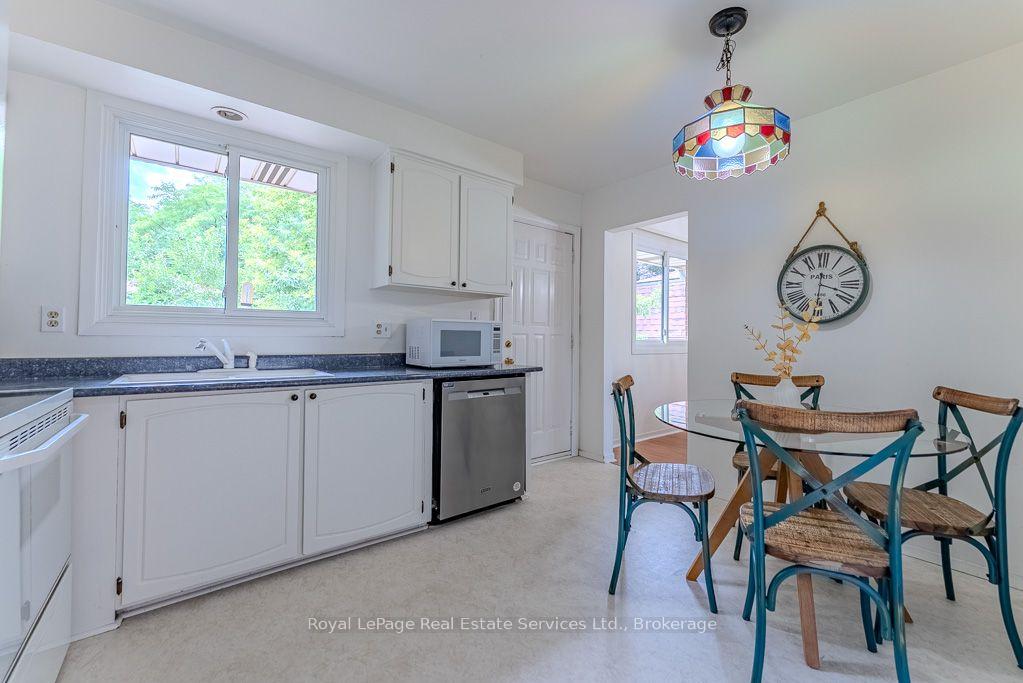 Photo 8 of 668 Maclaren Drive, Burlington, Brant — HOMEH