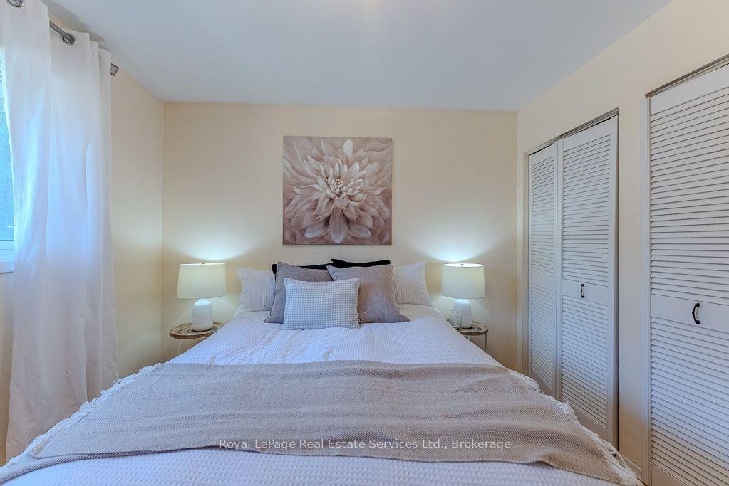 Photo 13 of 668 Maclaren Drive, Burlington, Brant — HOMEH