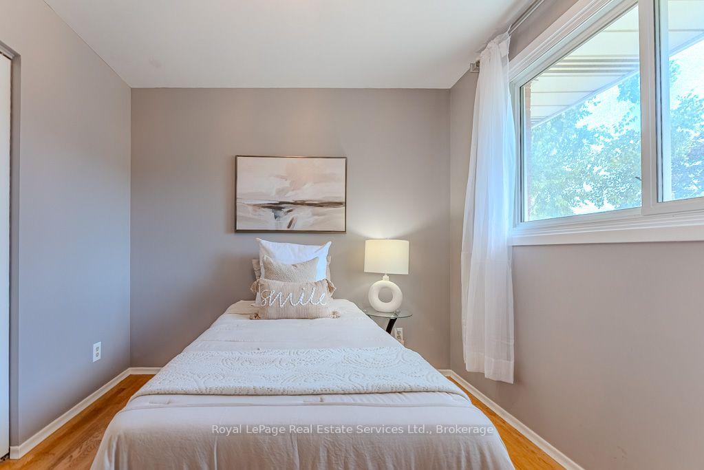 Photo 15 of 668 Maclaren Drive, Burlington, Brant — HOMEH