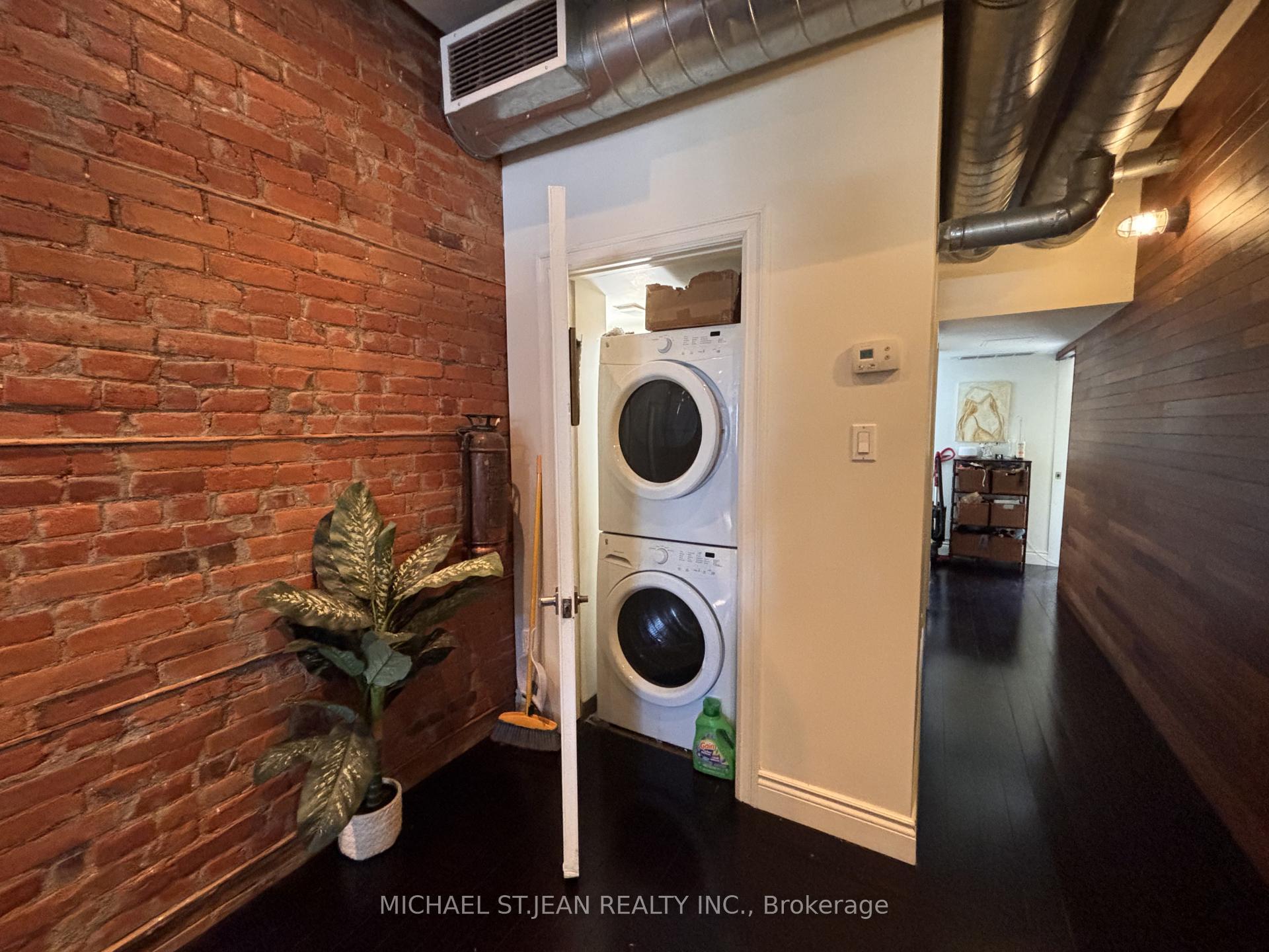 Photo 5 of Unit Upper, 301 James Street N, Hamilton, North End — HOMEH