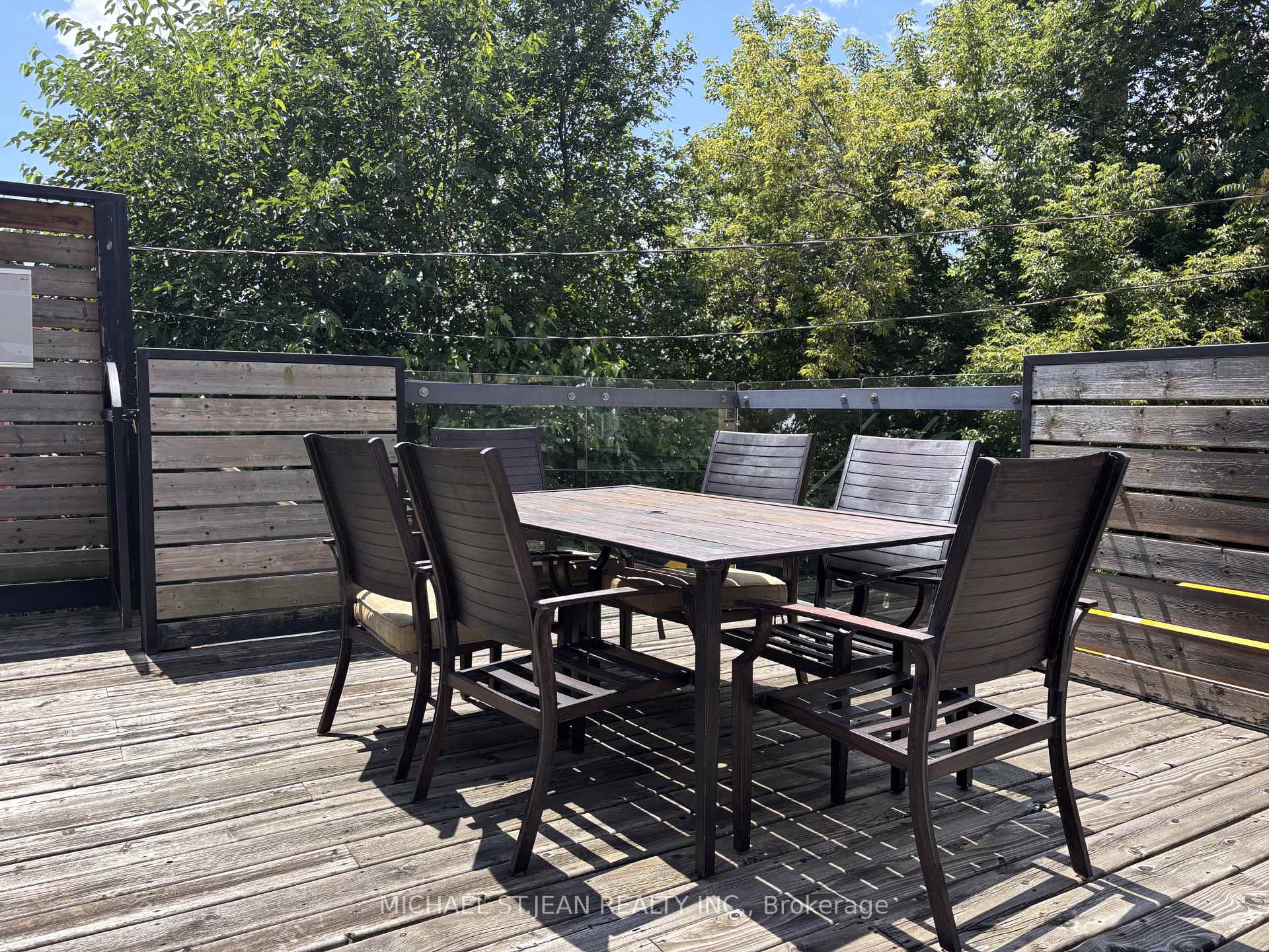 Photo 8 of Unit Upper, 301 James Street N, Hamilton, North End — HOMEH