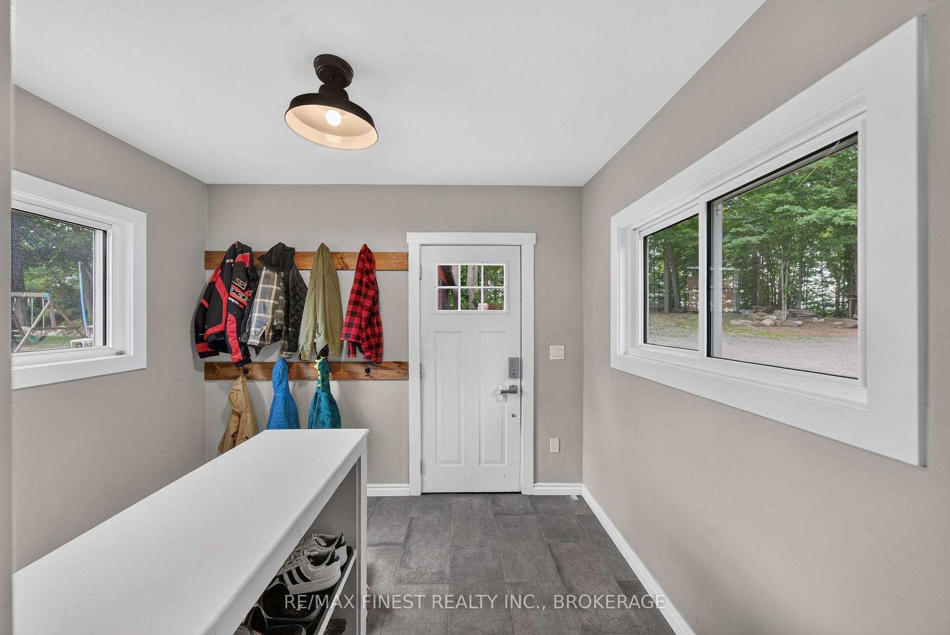 Photo 5 of 6213 Perth Road, Frontenac, Frontenac South — HOMEH