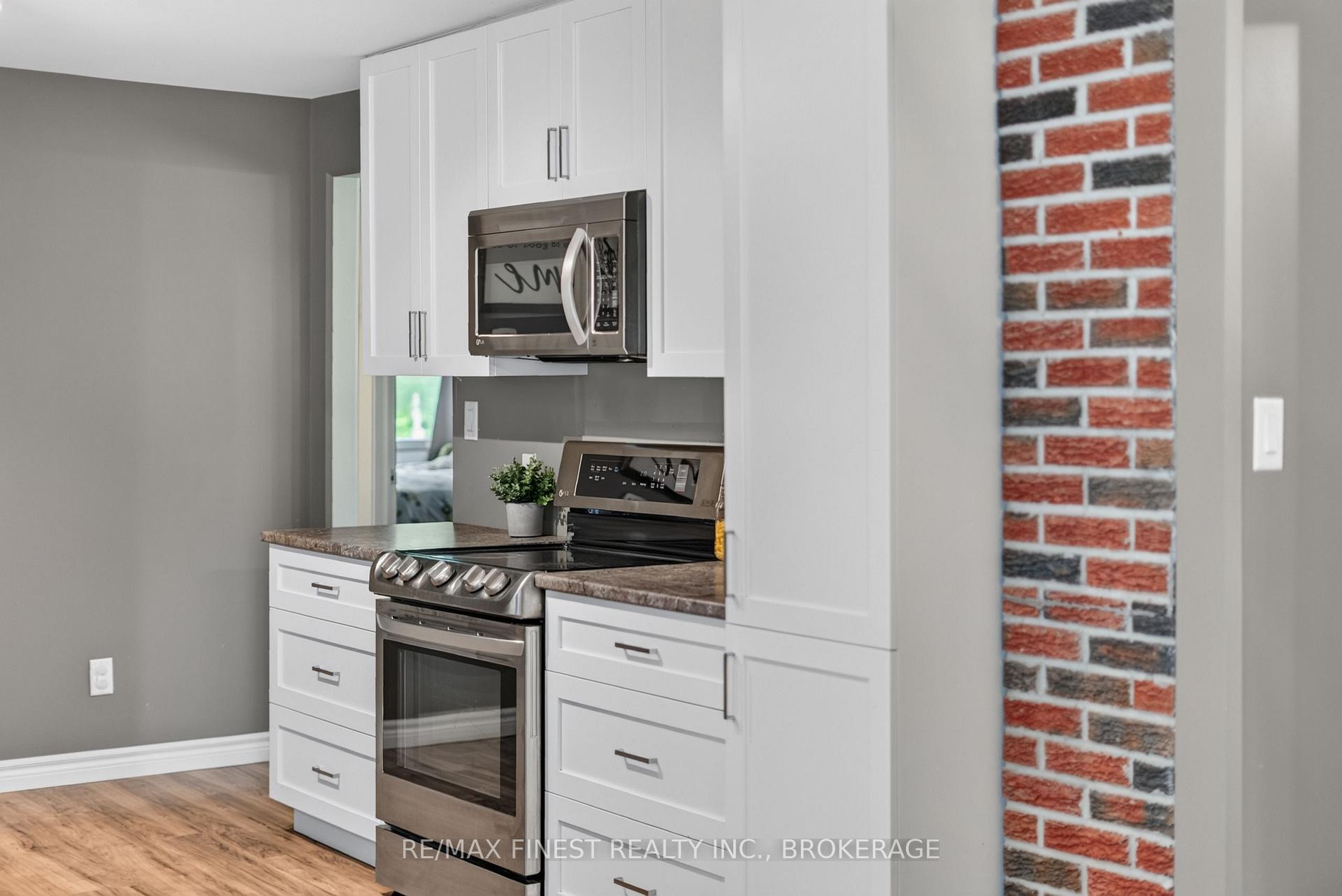Photo 12 of 6213 Perth Road, Frontenac, Frontenac South — HOMEH