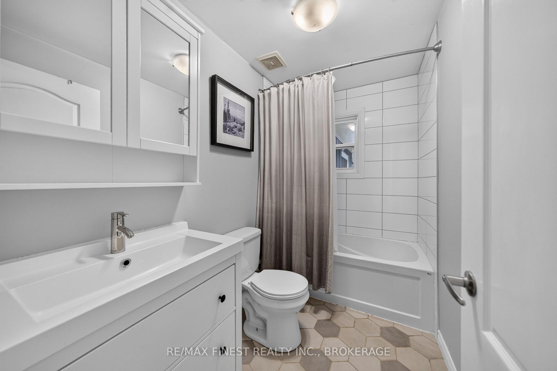 Photo 27 of 6213 Perth Road, Frontenac, Frontenac South — HOMEH
