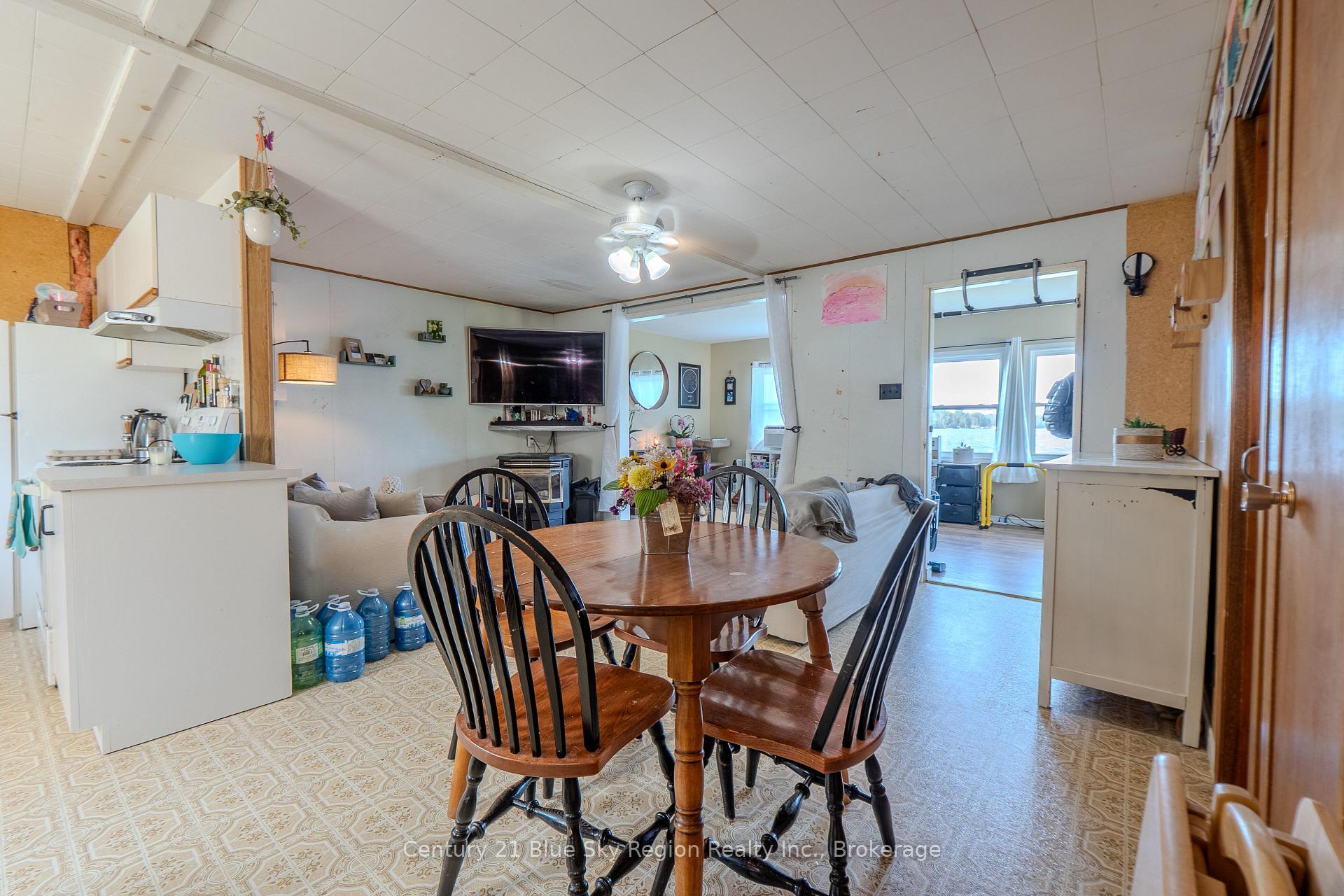Photo 23 of 86 Bayview Drive, Chisholm — HOMEH