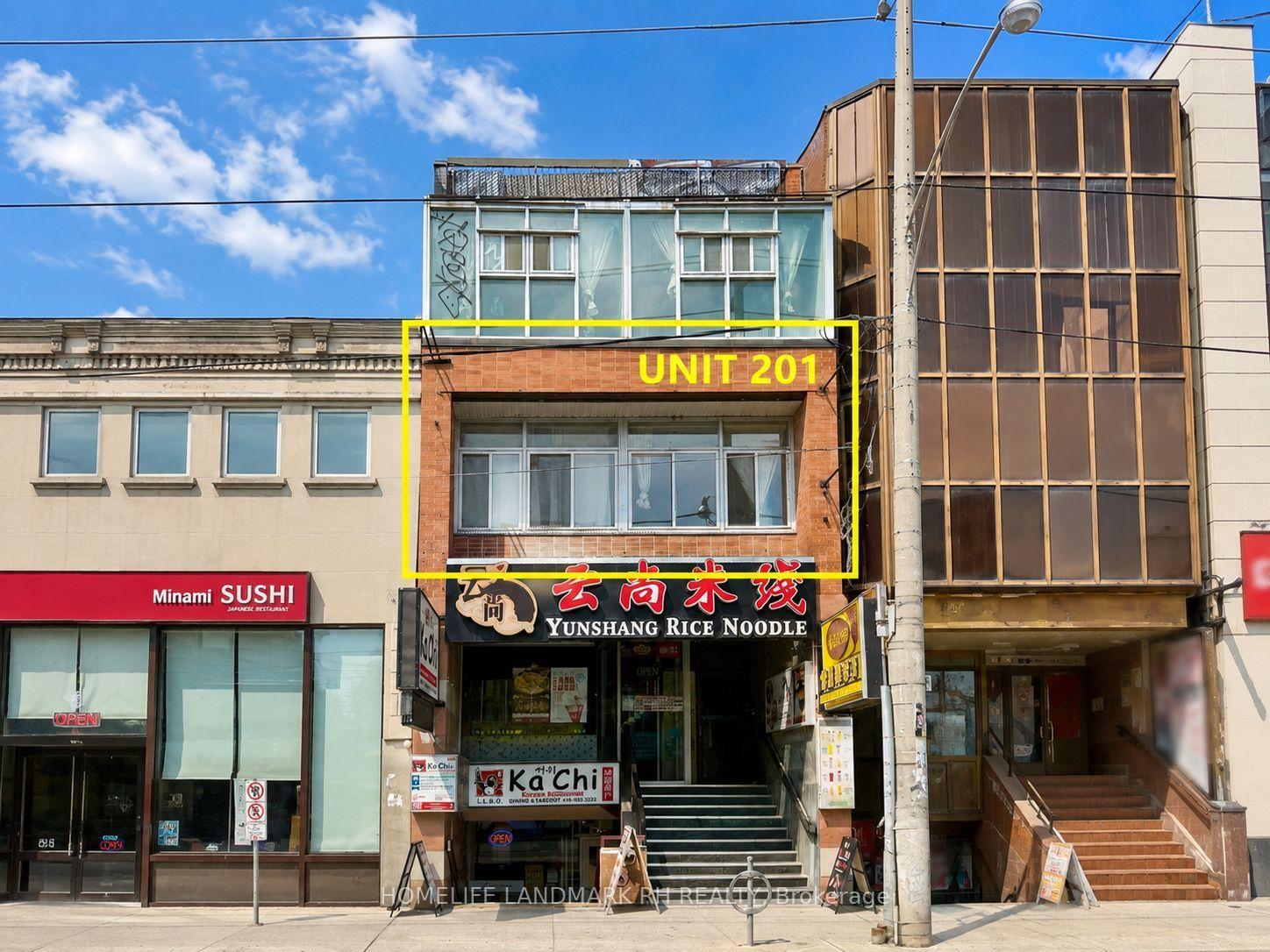 Front of Unit 201A, 414 Dundas Street W