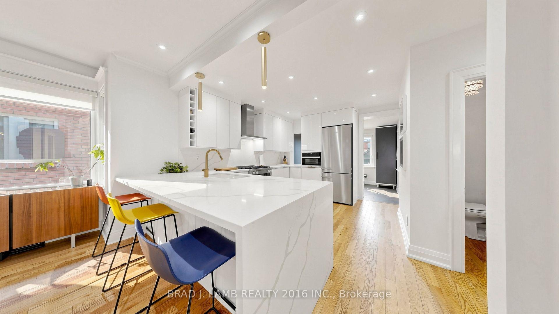 Photo 6 of 154 Fairview Avenue, Toronto, Junction Area — HOMEH