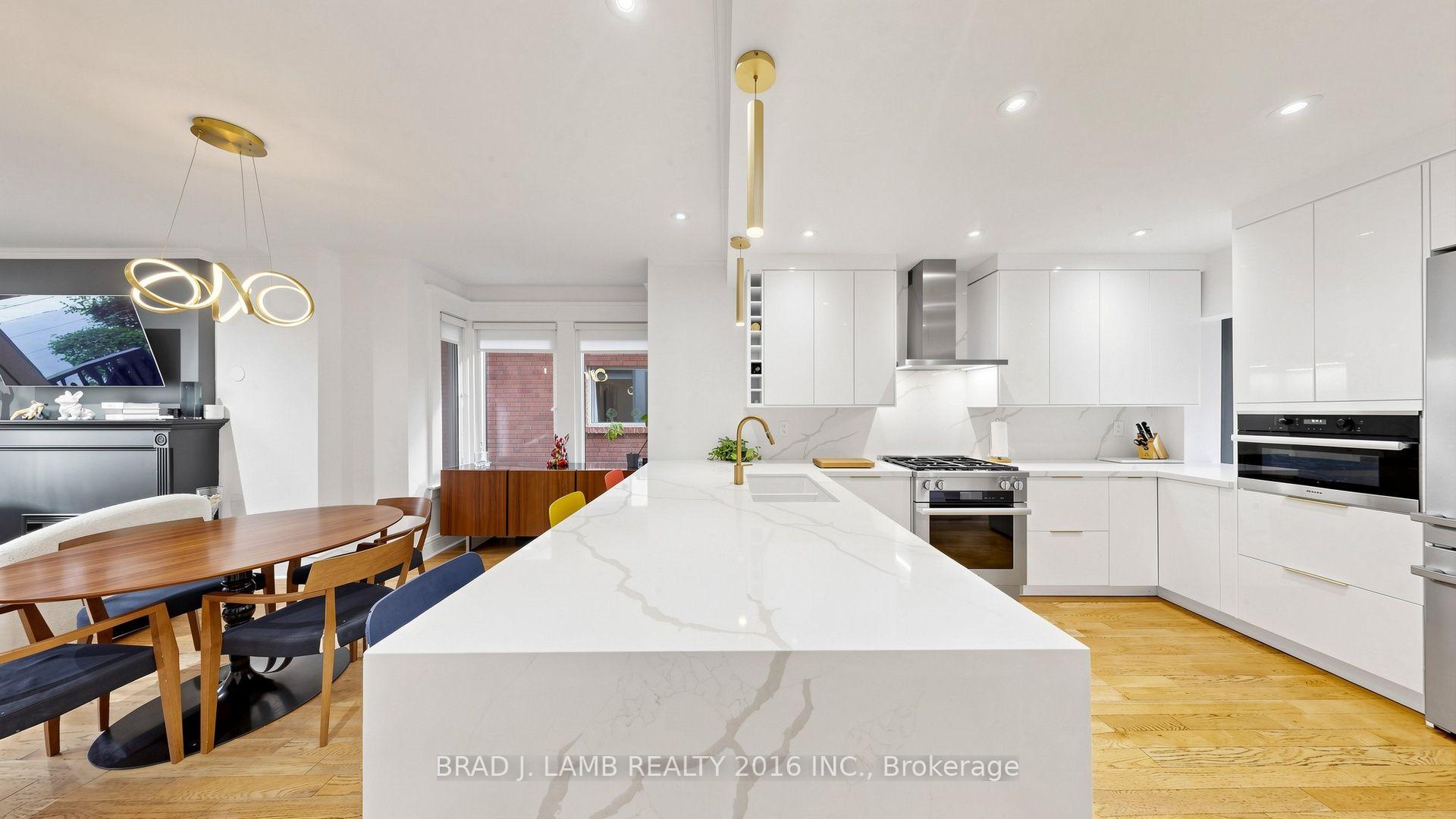 Photo 7 of 154 Fairview Avenue, Toronto, Junction Area — HOMEH