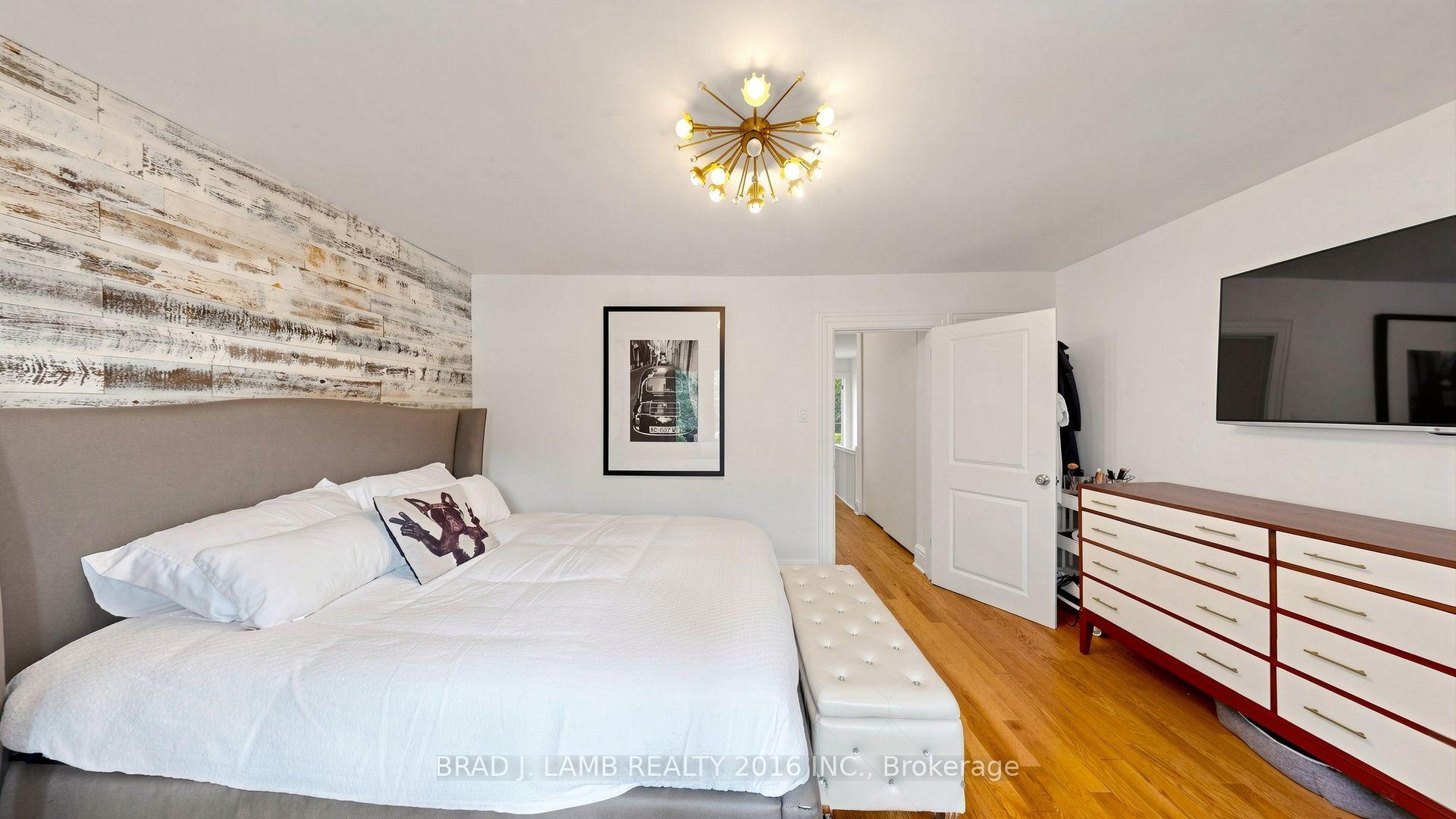 Photo 12 of 154 Fairview Avenue, Toronto, Junction Area — HOMEH