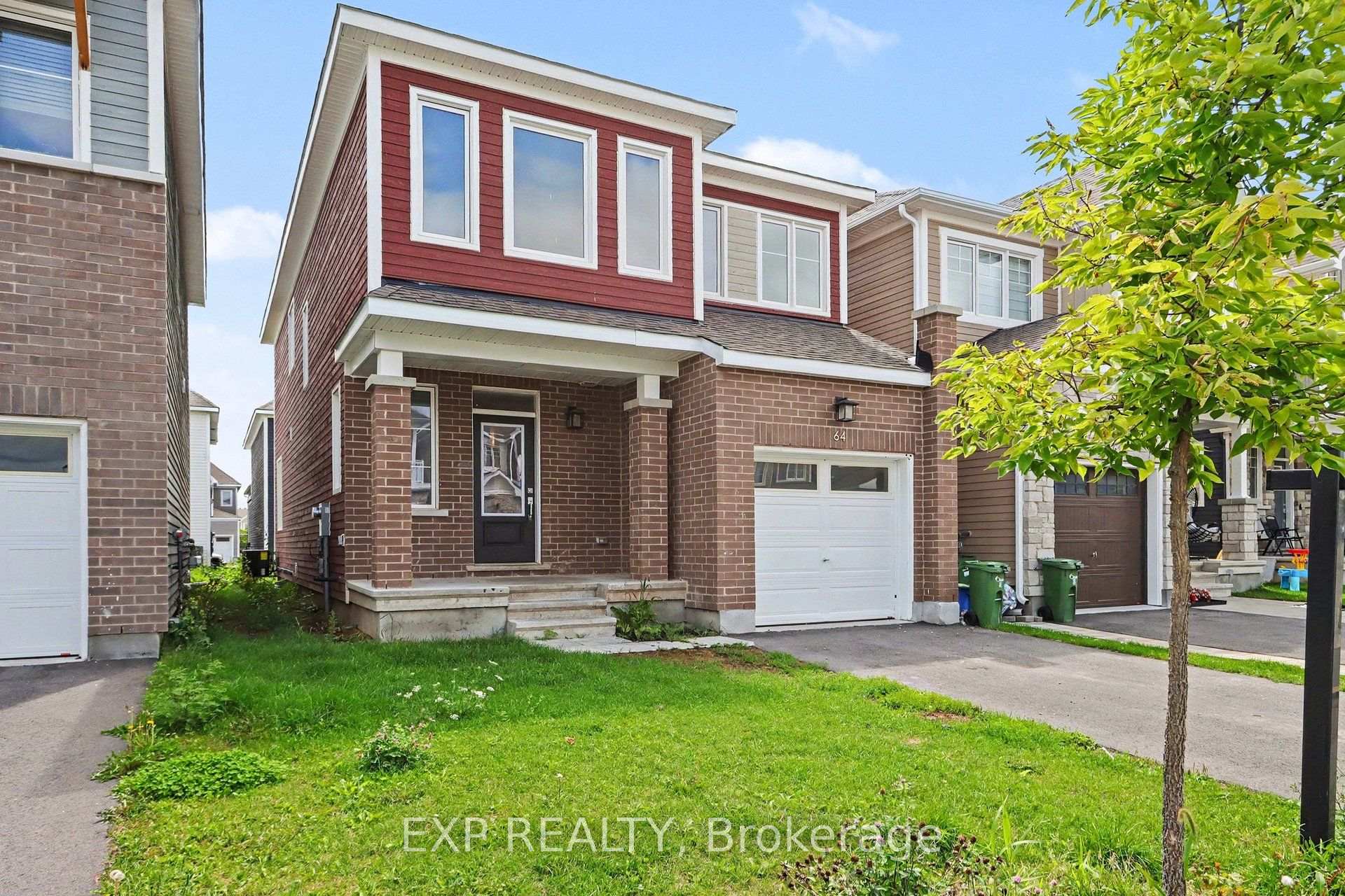 Photo 5 of 64 Hackamore Crescent, Ottawa, Goulbourn Twp From Franktown Rd/South To Rideau — HOMEH