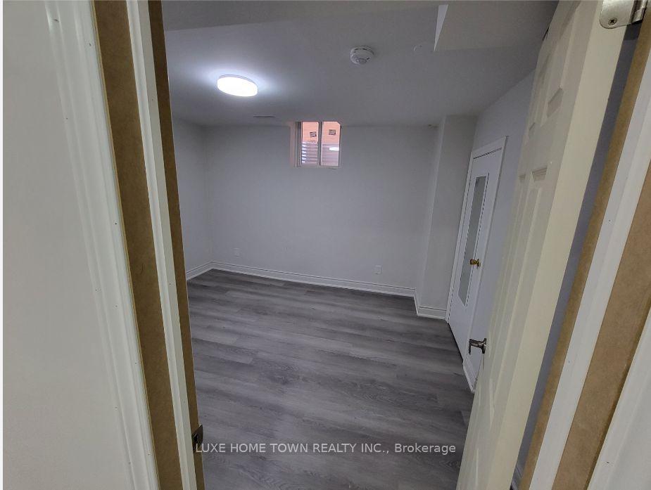 Photo 7 of 23 Castlehill Road, Brampton, Northwood Park — HOMEH