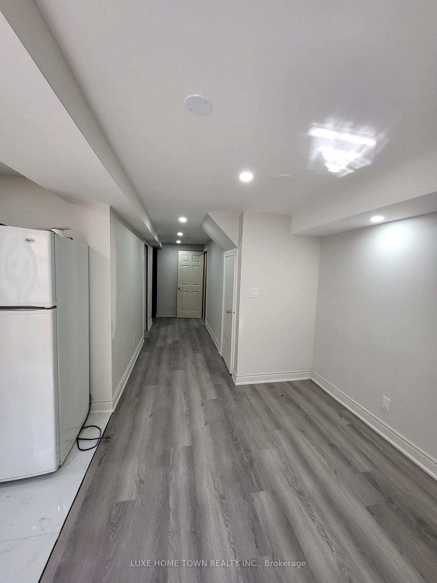 Photo 13 of 23 Castlehill Road, Brampton, Northwood Park — HOMEH