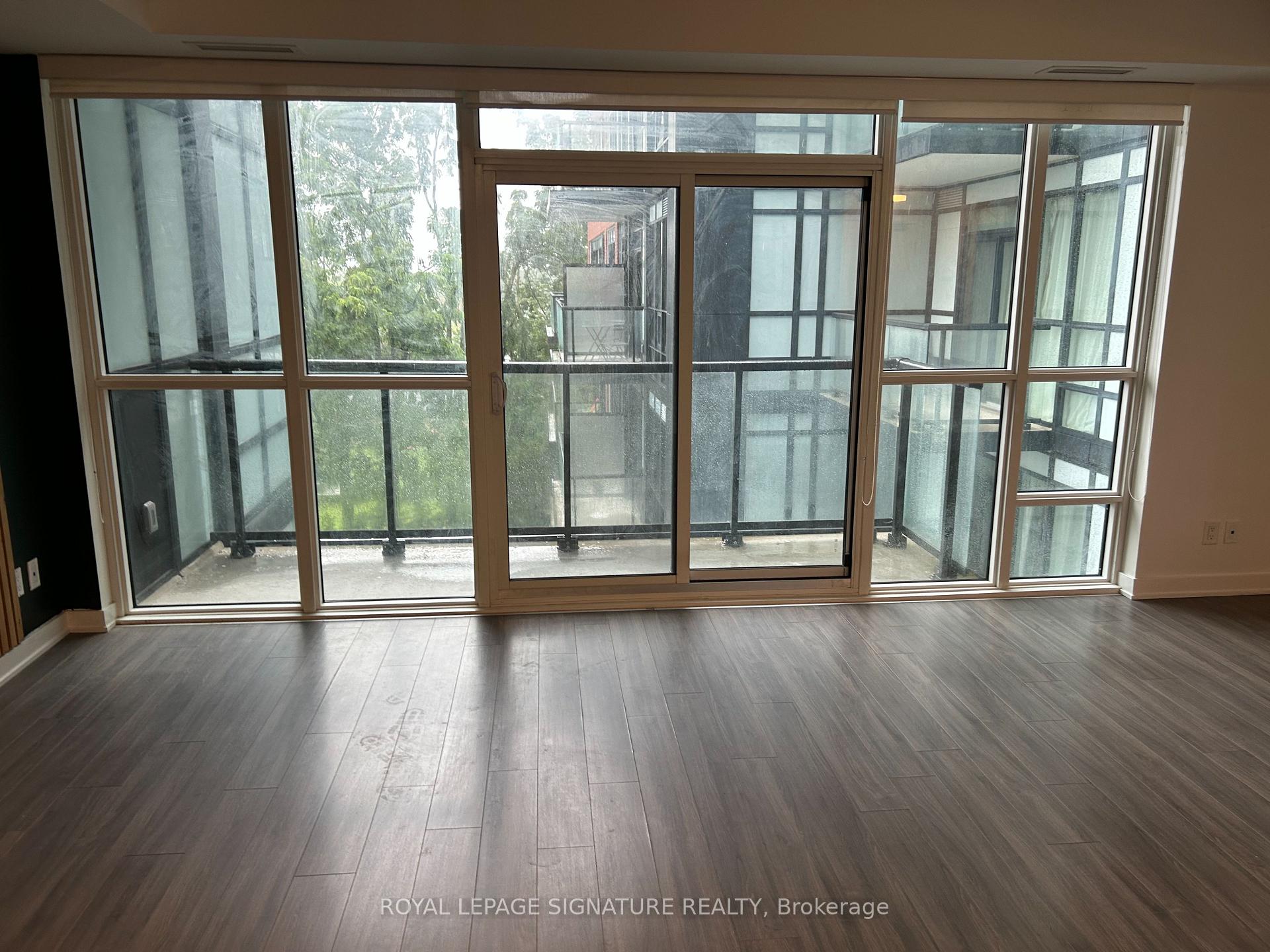 Photo 3 of Unit 432, 681 Yonge Street, Barrie, Painswick North — HOMEH