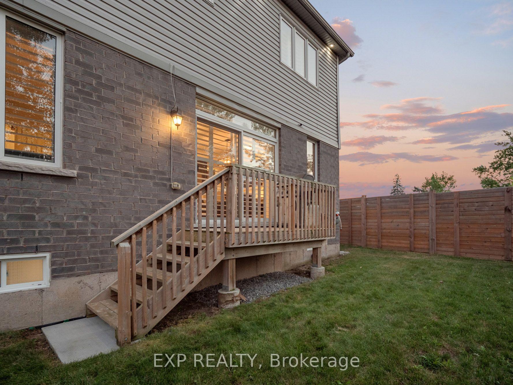 Photo 36 of 62 Esther Crescent, Thorold, Hurricane/Merrittville — HOMEH