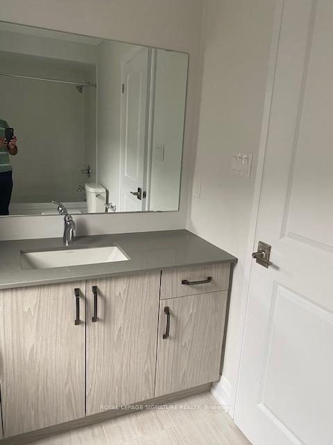 Photo 23 of 24 Periwinkle Road, Springwater, Midhurst — HOMEH