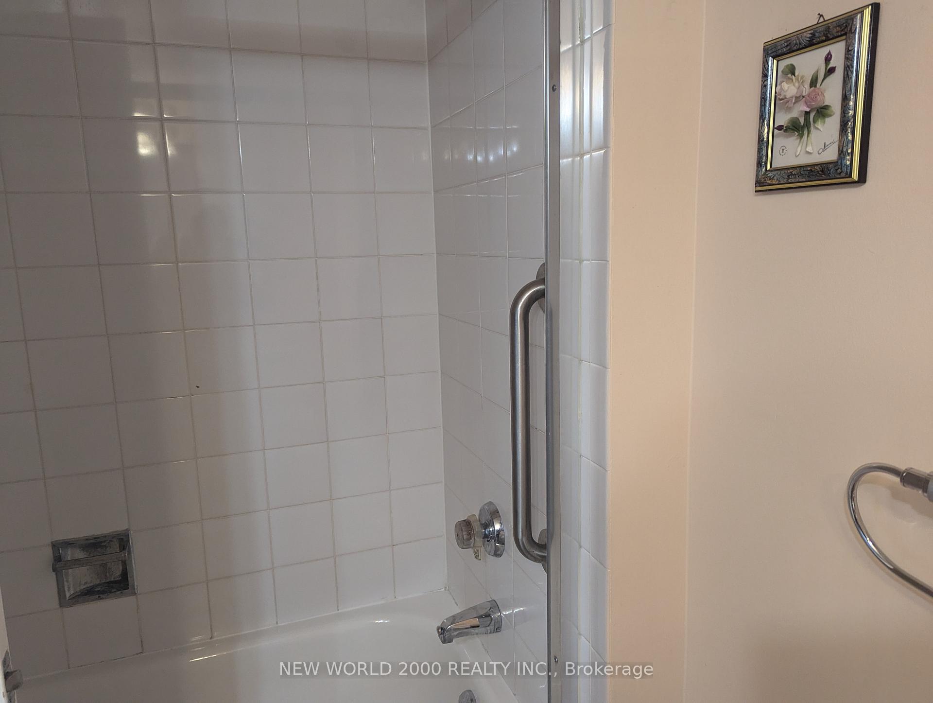 Photo 22 of Unit 902, 175 Cedar Avenue, Richmond Hill, Harding — HOMEH