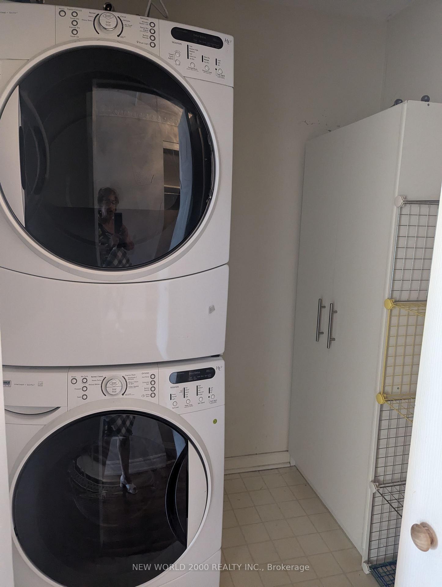 Photo 23 of Unit 902, 175 Cedar Avenue, Richmond Hill, Harding — HOMEH