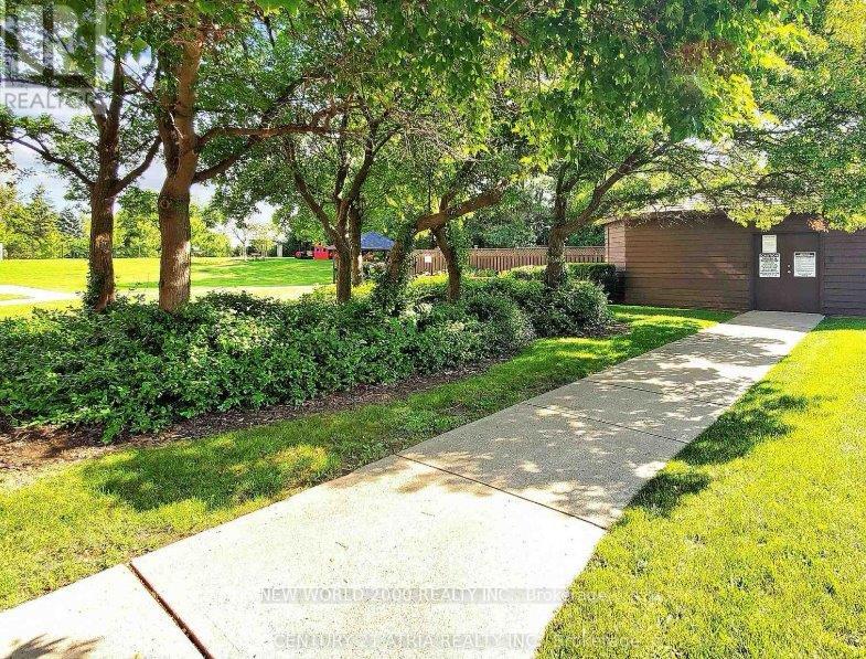 Photo 34 of Unit 902, 175 Cedar Avenue, Richmond Hill, Harding — HOMEH