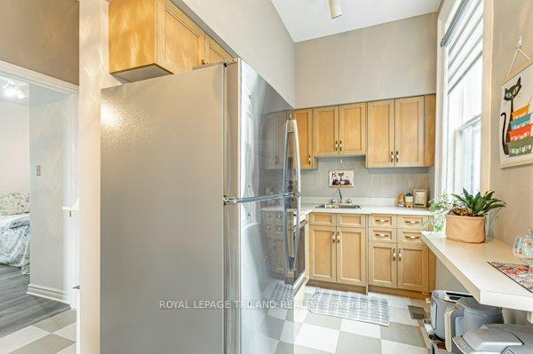 Photo 10 of 848 Dundas Street E, London, East G — HOMEH