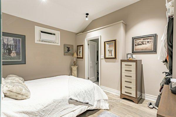 Photo 20 of 848 Dundas Street E, London, East G — HOMEH