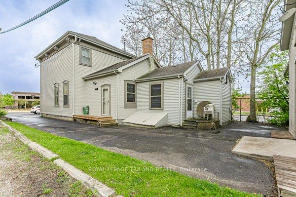 Photo 27 of 848 Dundas Street E, London, East G — HOMEH