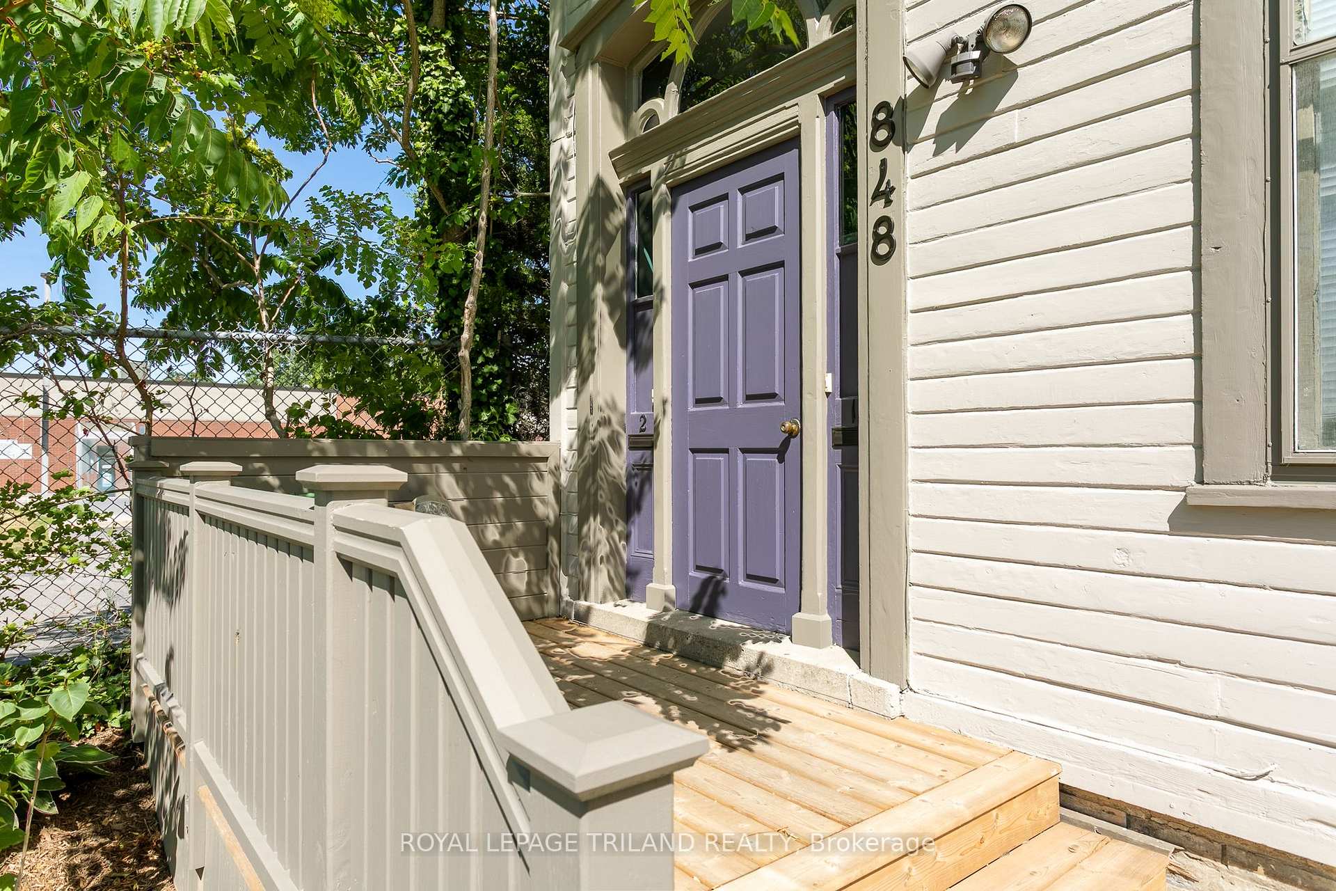 Photo 38 of 848 Dundas Street E, London, East G — HOMEH