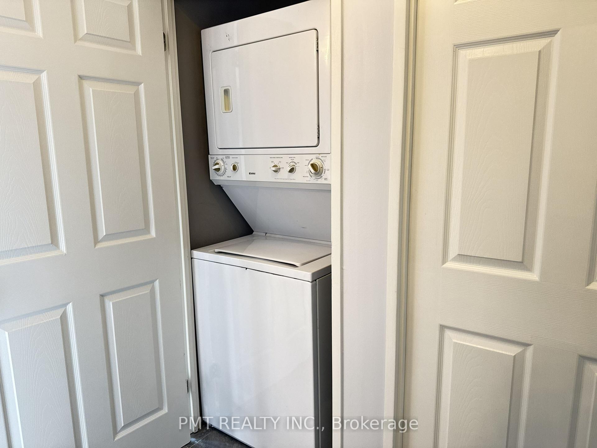 Photo 17 of Unit 303, 65 Highland Crescent, Kitchener, Victoria Hills — HOMEH