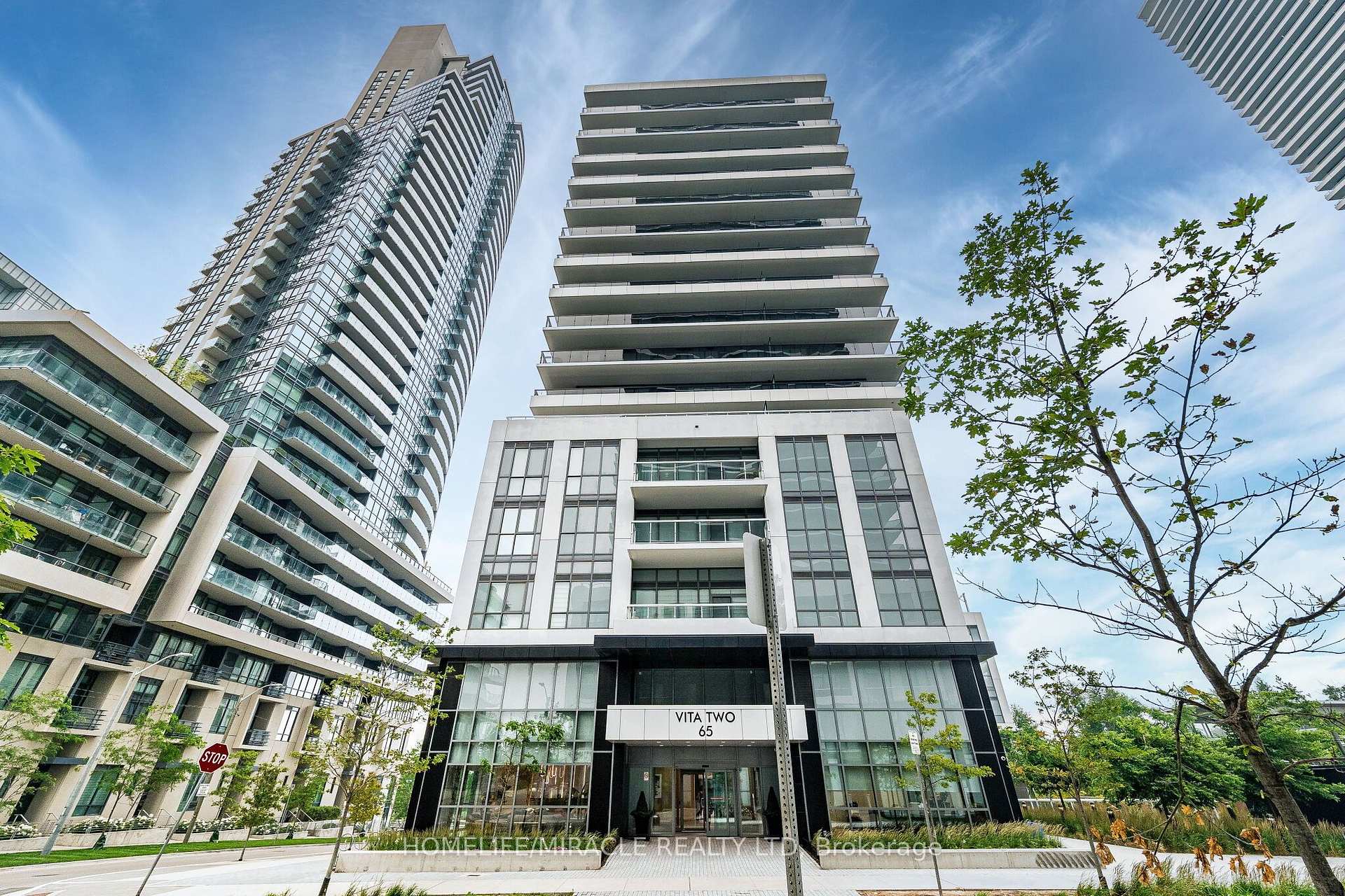 Photo 2 of Unit 303, 65 Annie Craig Drive, Etobicoke, Mimico — HOMEH