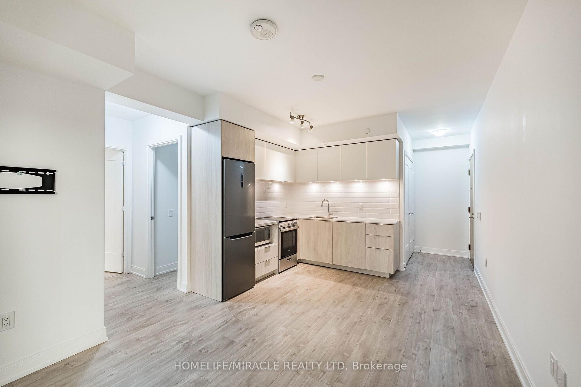Photo 19 of Unit 303, 65 Annie Craig Drive, Etobicoke, Mimico — HOMEH