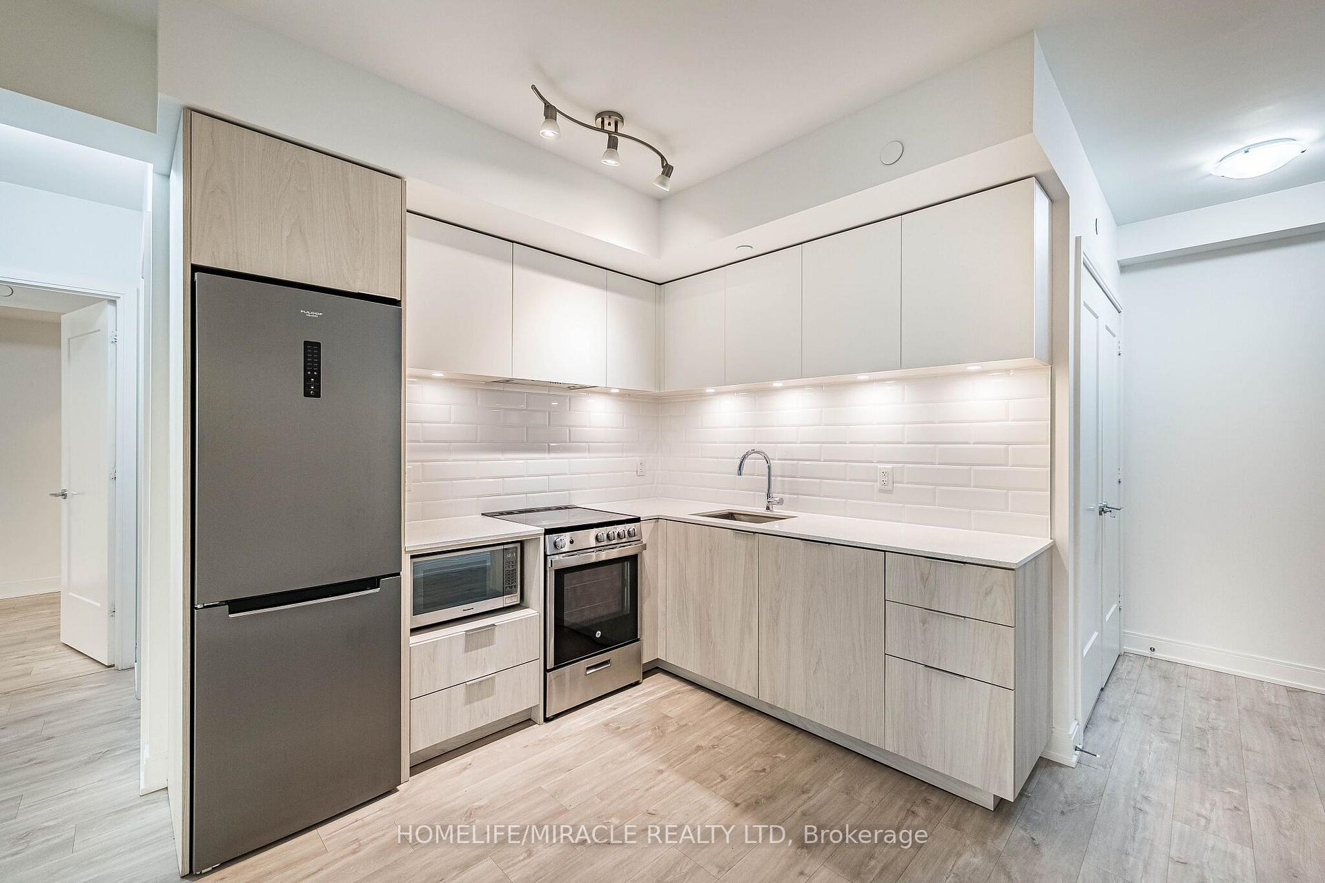 Photo 20 of Unit 303, 65 Annie Craig Drive, Etobicoke, Mimico — HOMEH
