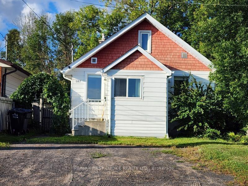 Photo 1 of 587 Tupper Street, Thunder Bay, College Heights — HOMEH