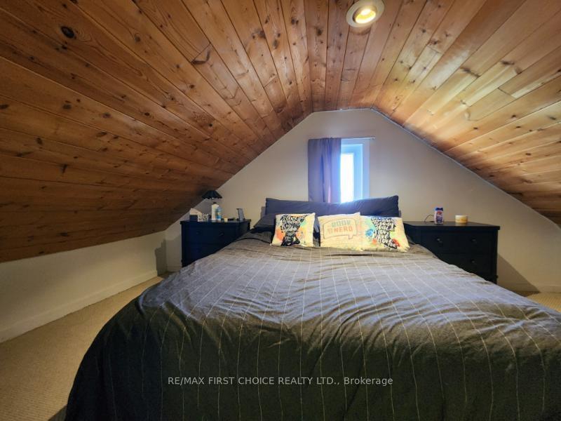 Photo 16 of 587 Tupper Street, Thunder Bay, College Heights — HOMEH