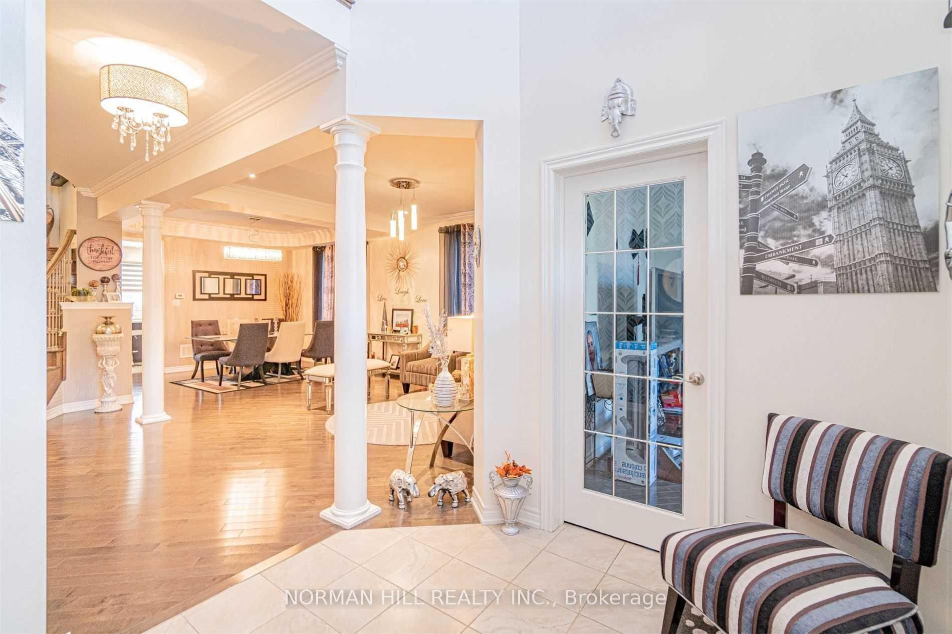 Photo 4 of 24 Rampart Drive, Brampton, Vales of Castlemore North — HOMEH