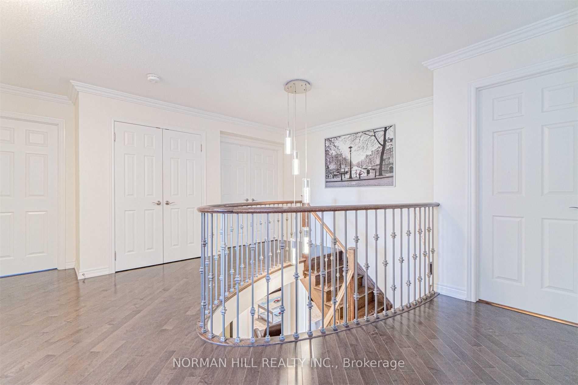 Photo 16 of 24 Rampart Drive, Brampton, Vales of Castlemore North — HOMEH