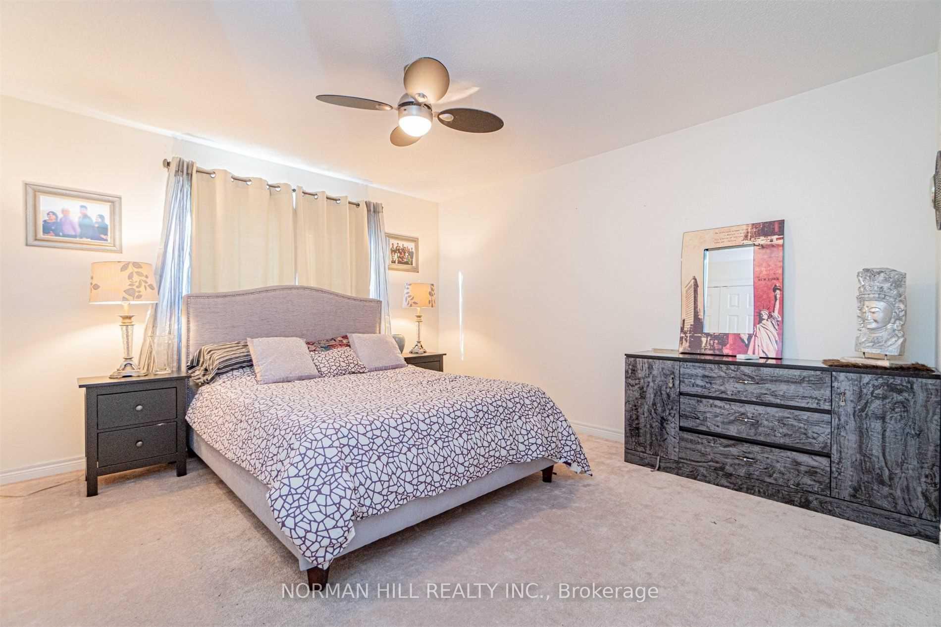 Photo 20 of 24 Rampart Drive, Brampton, Vales of Castlemore North — HOMEH