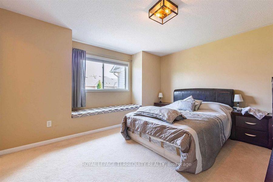 Photo 25 of 2458 Baintree Crescent, Oakville, West Oak Trails — HOMEH