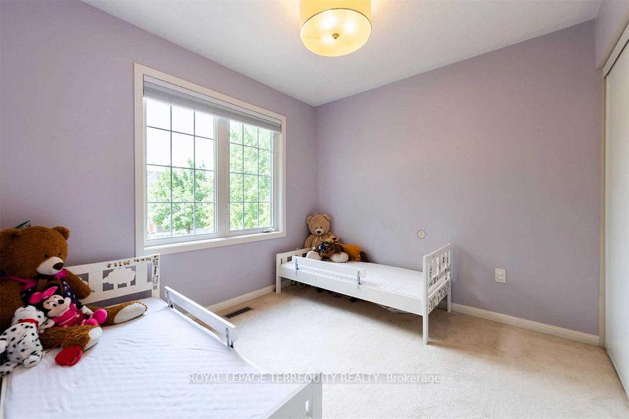 Photo 29 of 2458 Baintree Crescent, Oakville, West Oak Trails — HOMEH