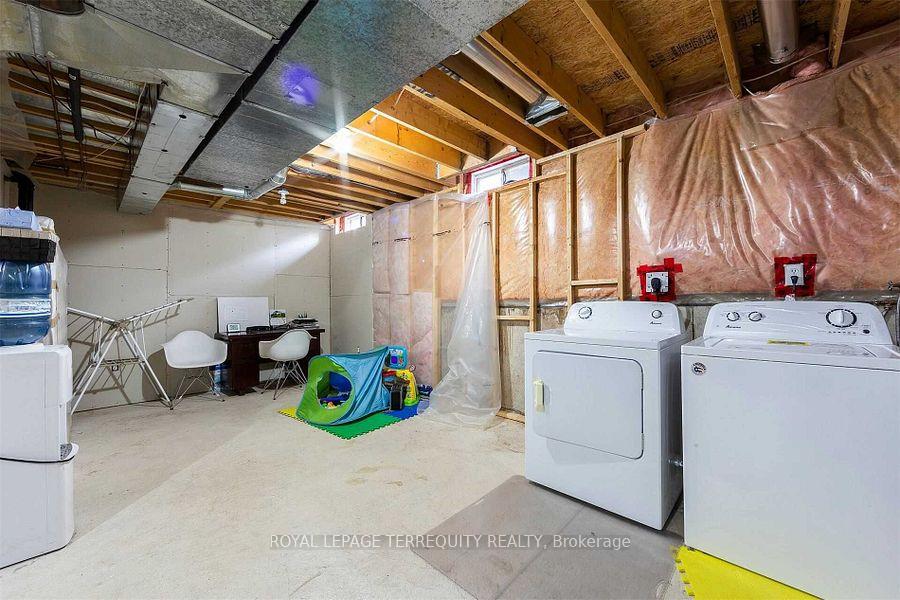 Photo 34 of 2458 Baintree Crescent, Oakville, West Oak Trails — HOMEH