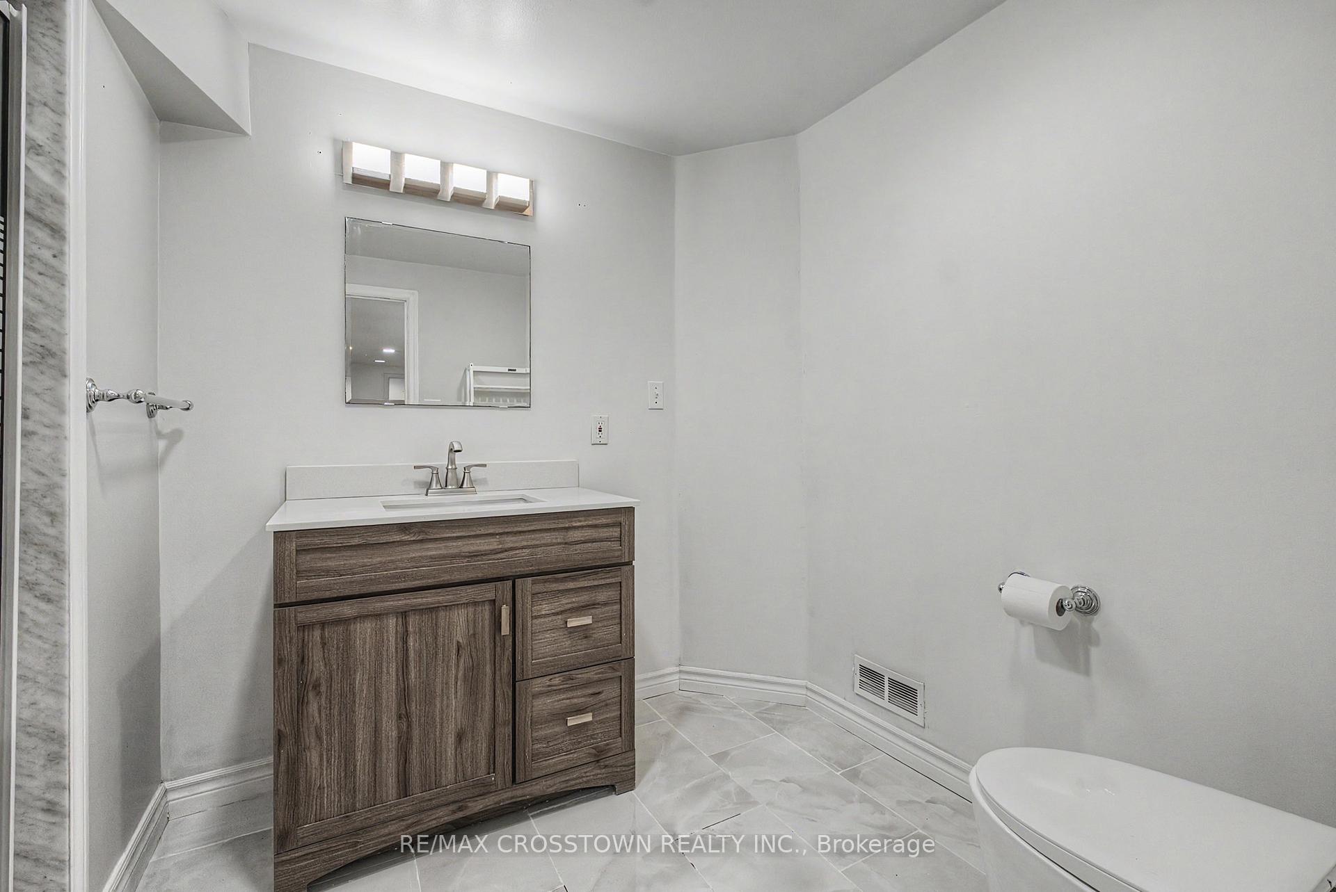 Photo 34 of 31 Logan Court, Barrie, Holly — HOMEH