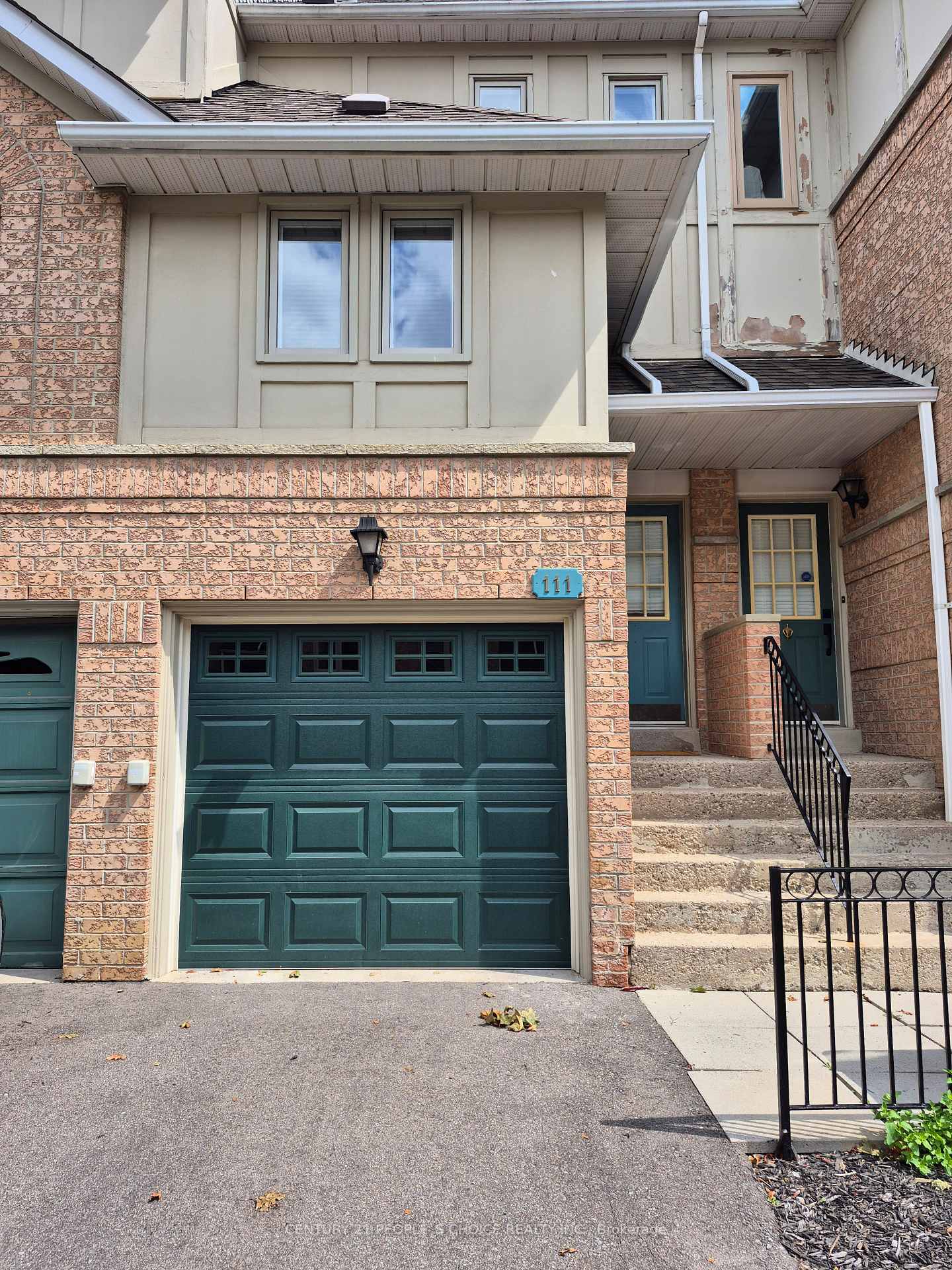 Photo 1 of Unit 111, 1050 Bristol Road W, Mississauga, East Credit — HOMEH