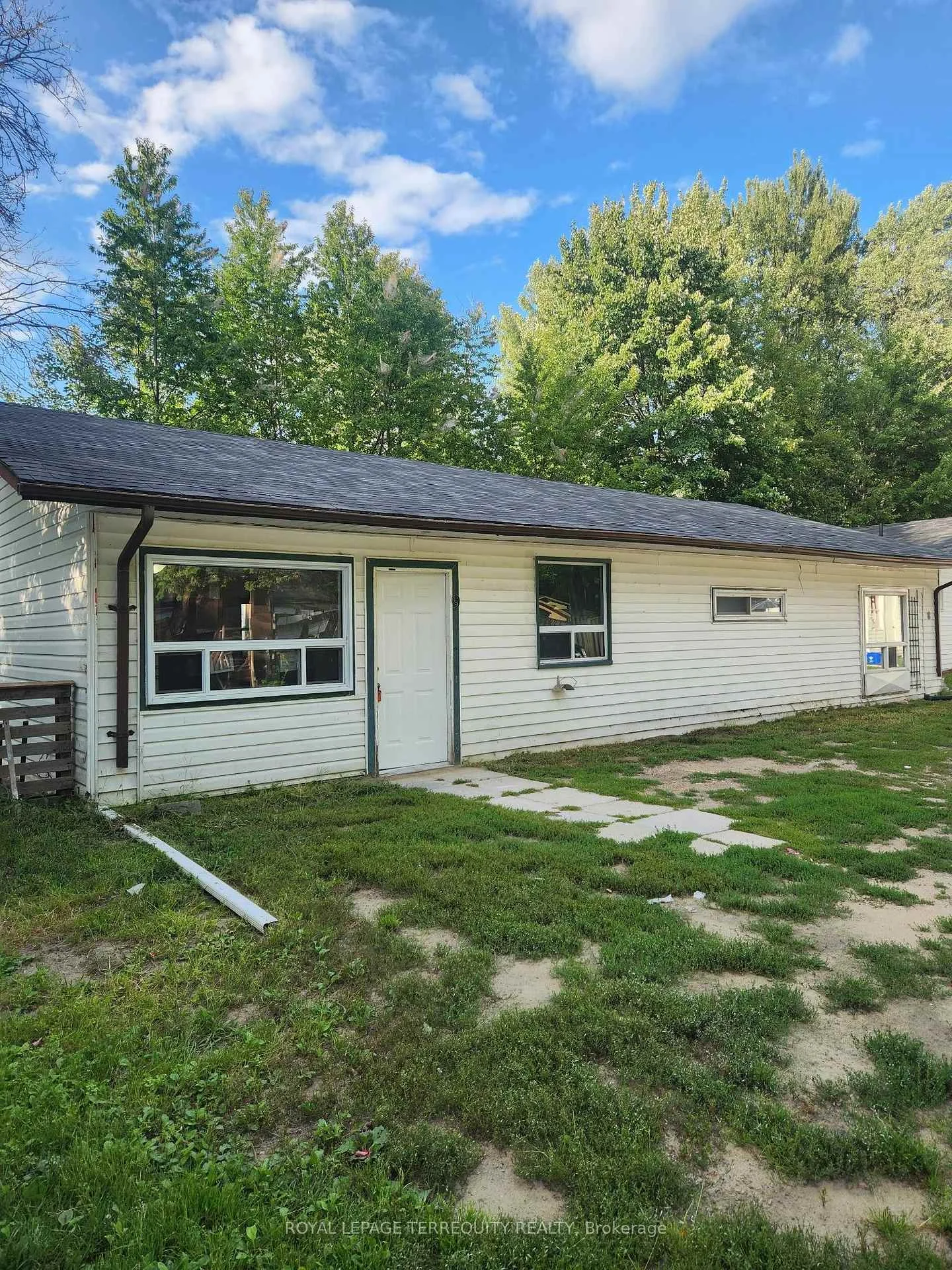 Photo 6 of Unit 8, 550 Lakeshore Drive, North Bay, Ferris — HOMEH
