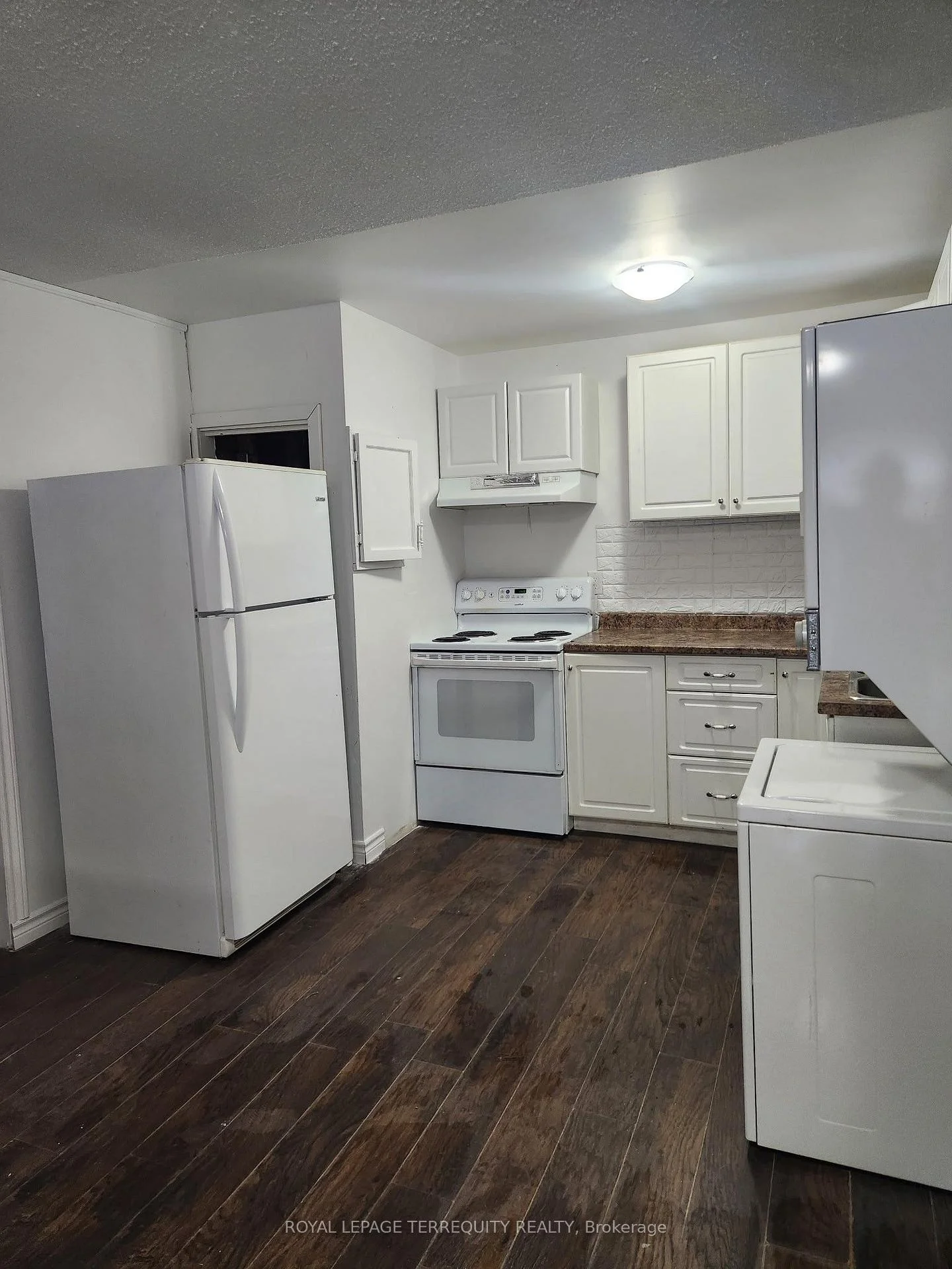 Photo 11 of Unit 8, 550 Lakeshore Drive, North Bay, Ferris — HOMEH