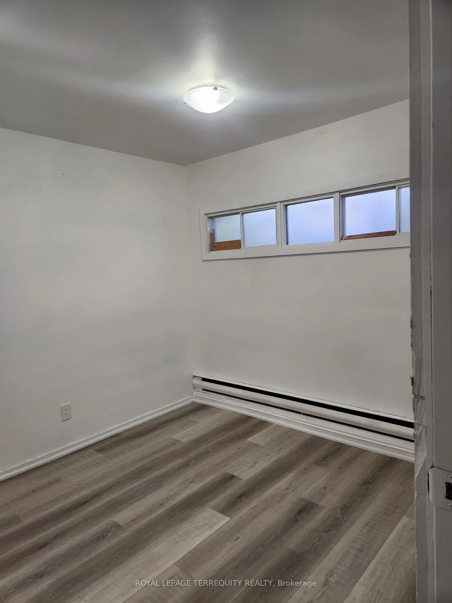 Photo 14 of Unit 8, 550 Lakeshore Drive, North Bay, Ferris — HOMEH