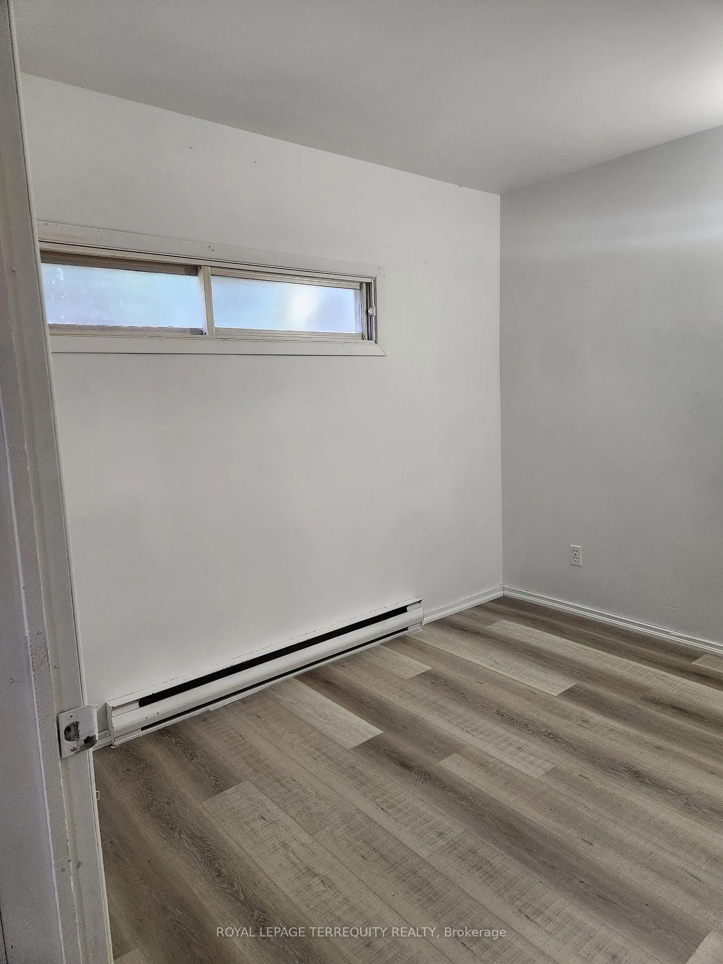 Photo 16 of Unit 8, 550 Lakeshore Drive, North Bay, Ferris — HOMEH