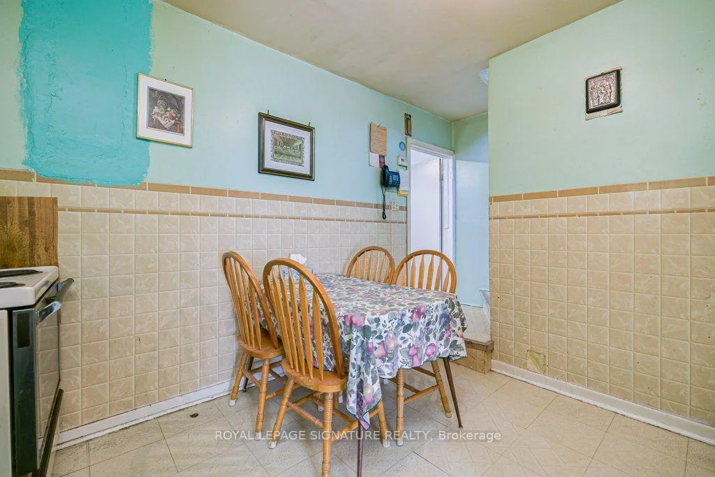 Photo 9 of 724 Vaughan Road, Toronto, Oakwood Village — HOMEH