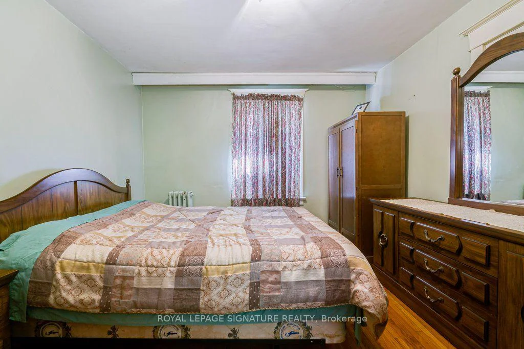 Photo 16 of 724 Vaughan Road, Toronto, Oakwood Village — HOMEH