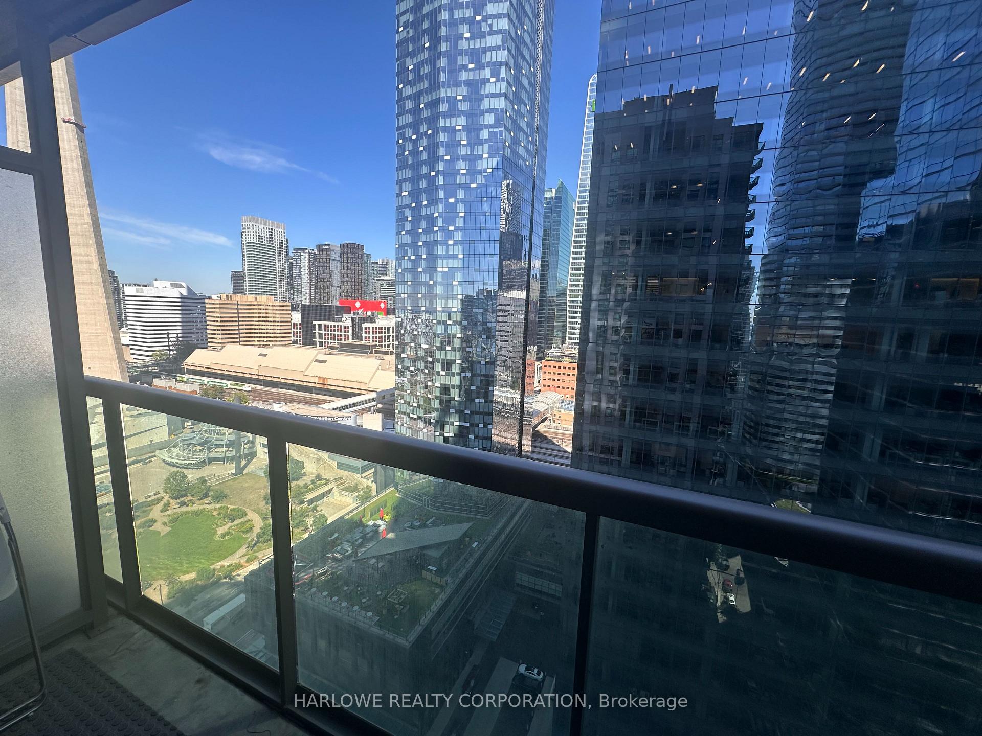 Photo 13 of Unit 2805, 30 Grand Trunk Crescent, Toronto, Waterfront Communities — HOMEH